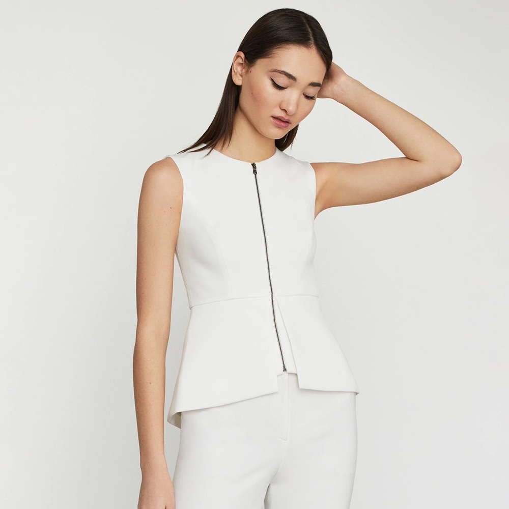 BCBGMaxazria ABRIELLE SLEEVELESS PEPLUM TOP